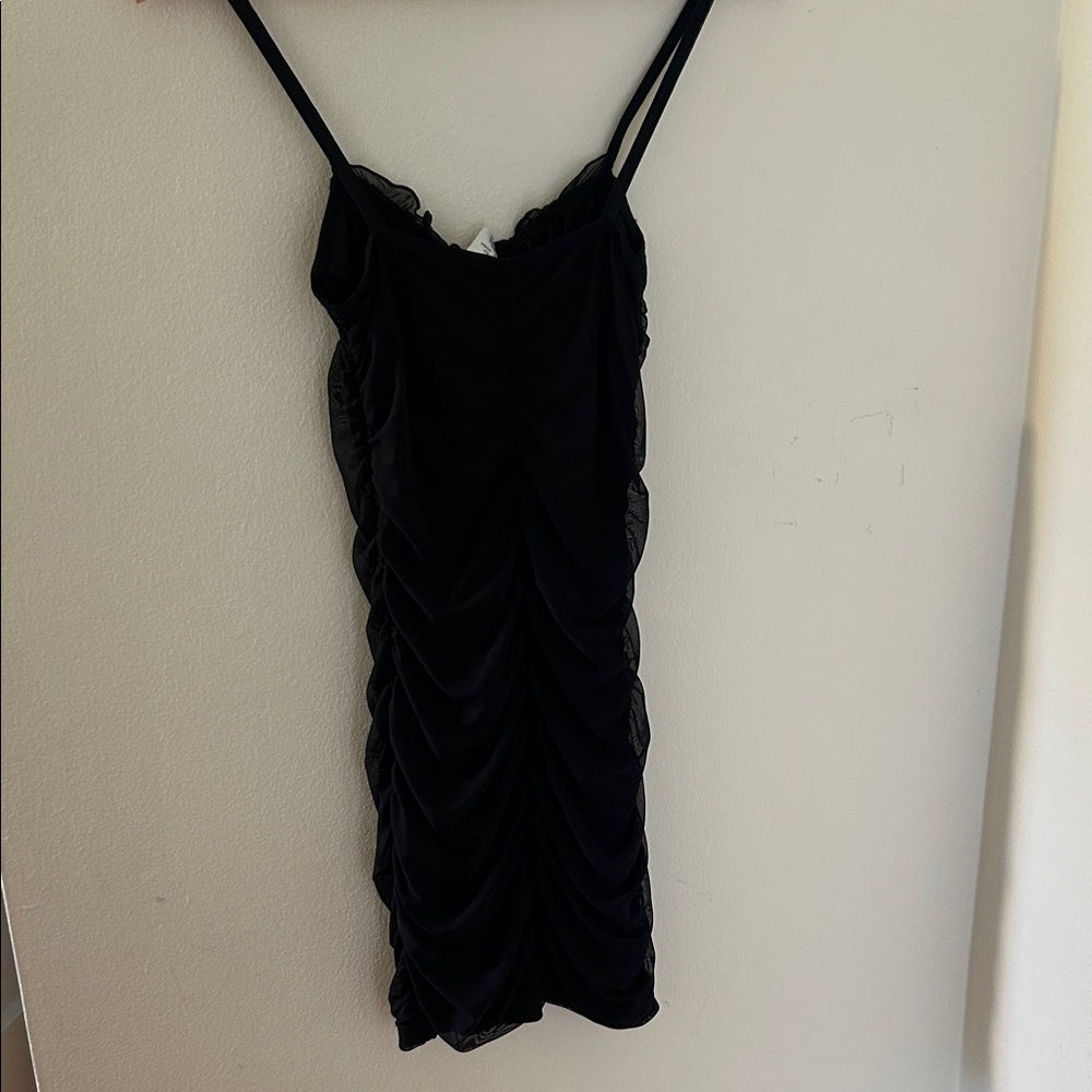 H&M Black Ruched Mini Dress - Picture 3 of 3